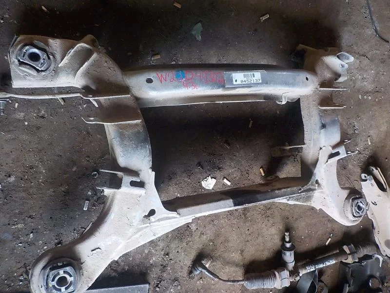 Балка задняя Mercedes-Benz S-класс W220 (1998—2005) Зад