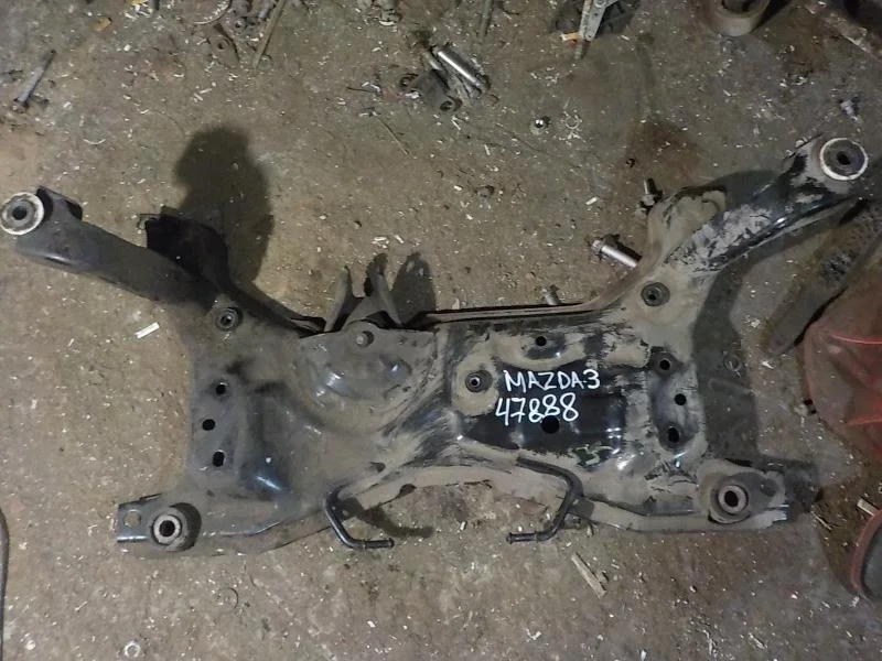Подрамник Mazda 3 BK рестайлинг (2006—2009) Перед