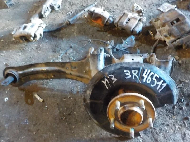 кулак поворотный Mazda 3 BL (2008—2011) Зад Право