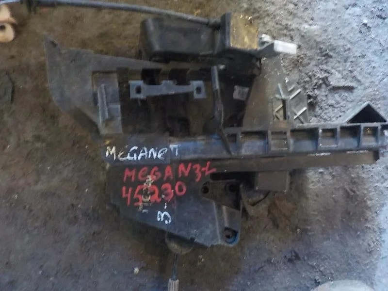 Замок двери Ford Focus II рестайлинг (2007—2011) Зад Лево