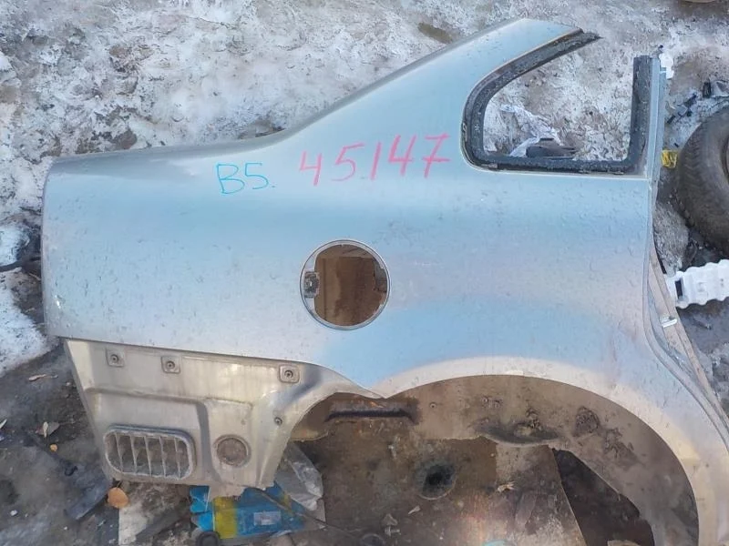 боковина кузова Volkswagen Passat B5 (1996—2001)  Право