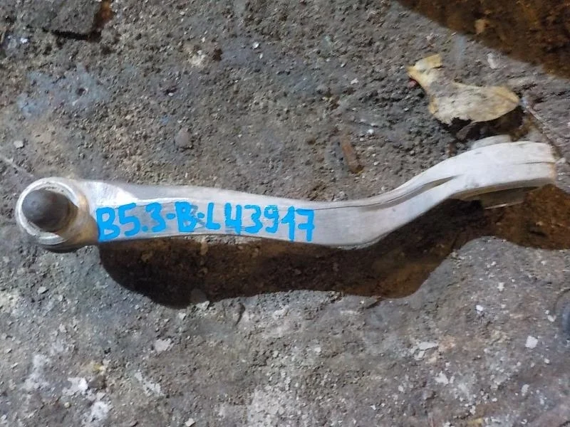 Рычаг Audi A4 B7 (2004—2009) Перед Лево Верх