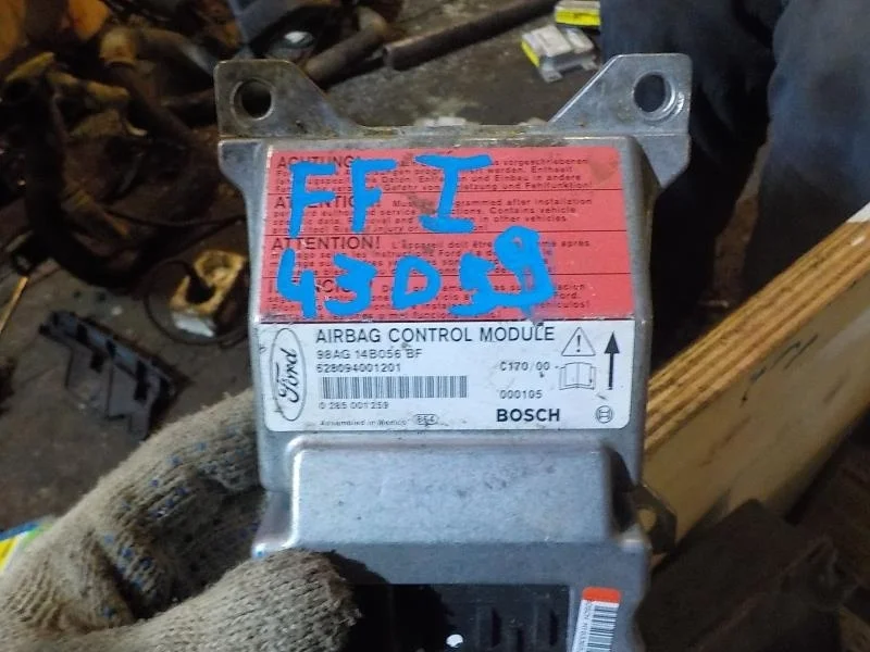 блок air bag Ford Focus II (2005—2008)