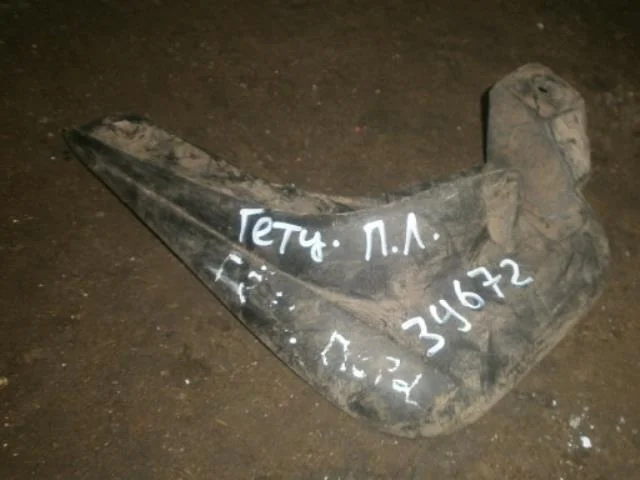 Брызговик Hyundai Getz I рестайлинг (2005—2011) Перед Лево