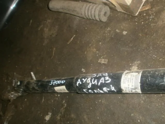 амортизатор Volkswagen Golf Plus I (2005—2009) Зад