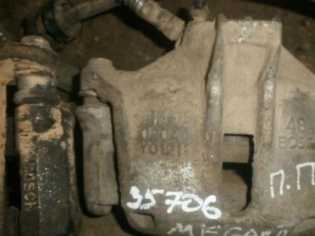 суппорт Renault Scenic II (2003—2006) Перед Право