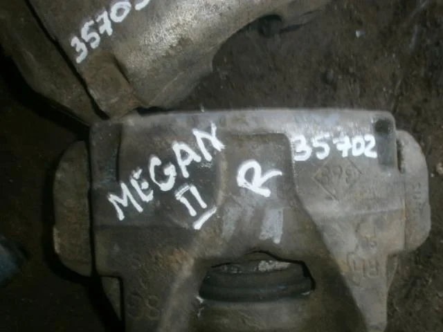 суппорт Renault Scenic II (2003—2006) Перед Право