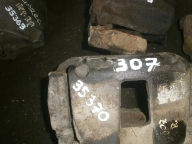 суппорт Citroen C3 Picasso I (2009—2012) Перед Право