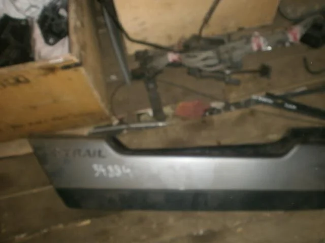 накладка обшивки багажника Nissan X-Trail II (2007—2011)