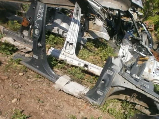 боковина кузова Hyundai Verna II (2005—2011)  Право