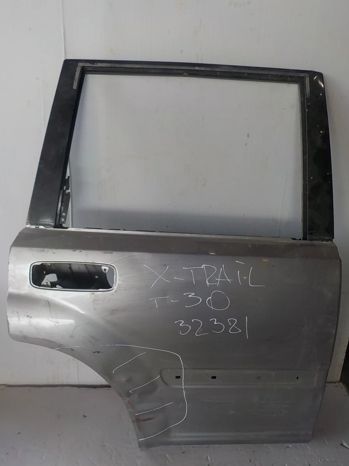 Дверь Nissan X-Trail I (2000—2007) Зад Право