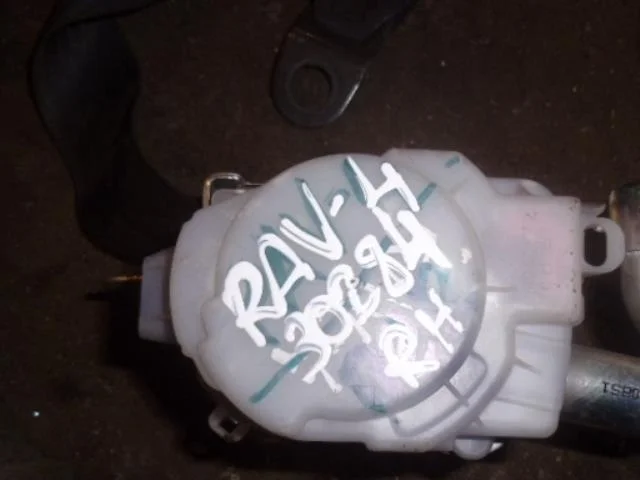 Ремень безопасности Toyota RAV4 III (2005—2010) Перед Право