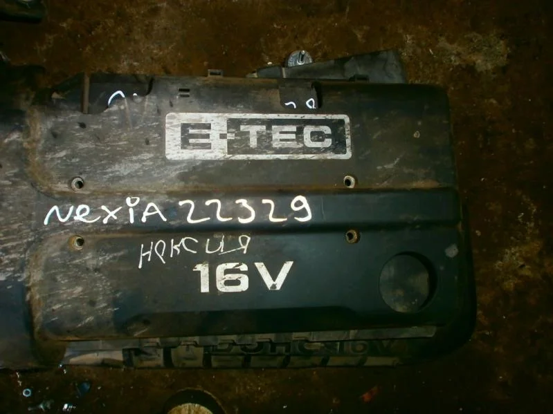 накладка клапанной крышки Chevrolet Aveo I рестайлинг (2006—2012)