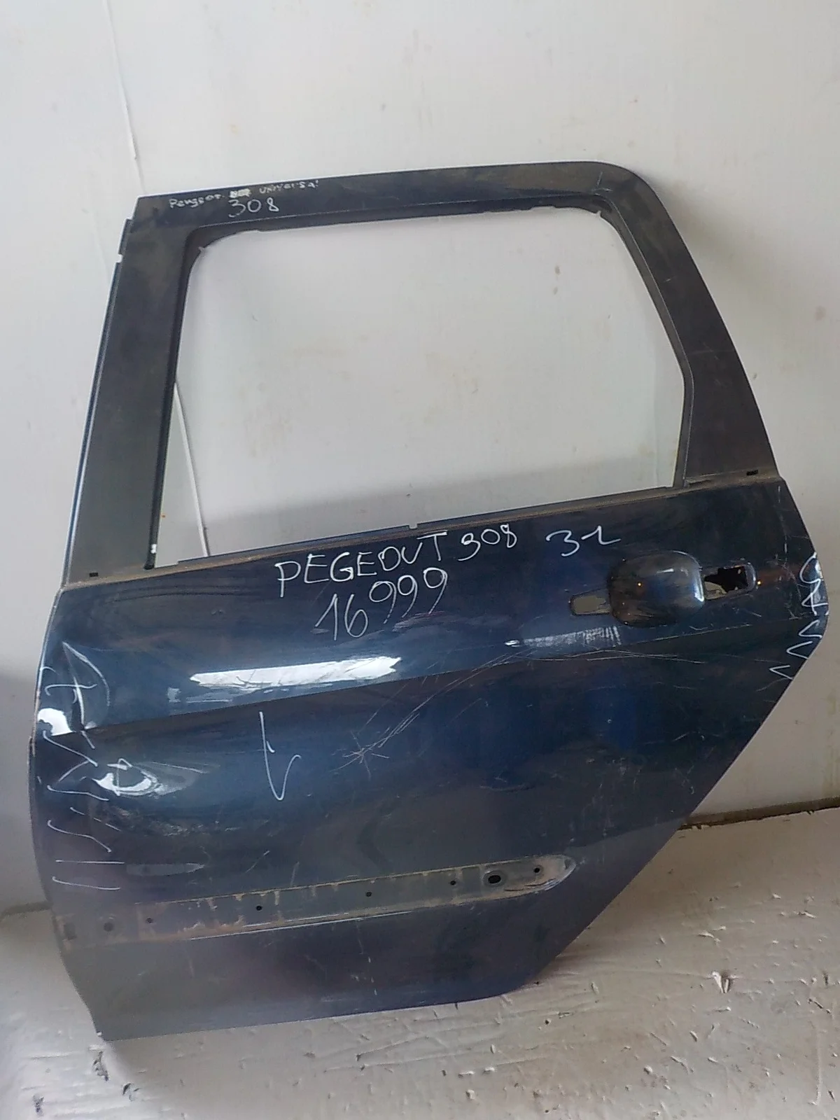 Дверь Peugeot 308 I (2007—2011) Зад Лево