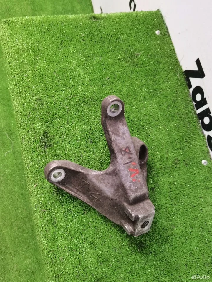 Кронштейн мкпп (тринога) ford focus 2 c-max ib5