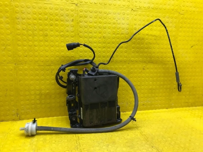 Компрессор подвески Porsche Panamera 2014 97035815107 970 CWAA