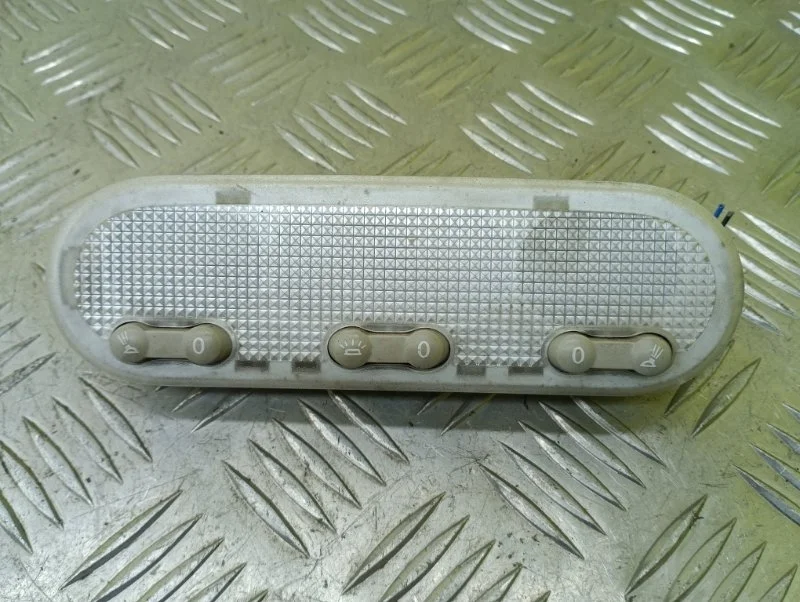 Фонарь салона (плафон) Nissan Cabstar Nt400 (2014-Н.в.) 2016 26430BC00B 2.5 D YD25DDTI