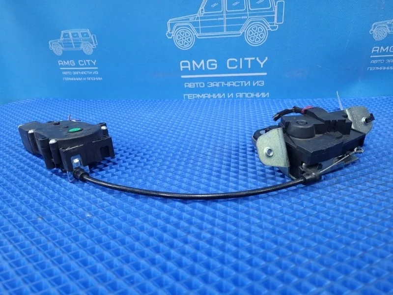 Замок багажника Mercedes-Benz C-Class 2012 A2047400735 W204 М274910