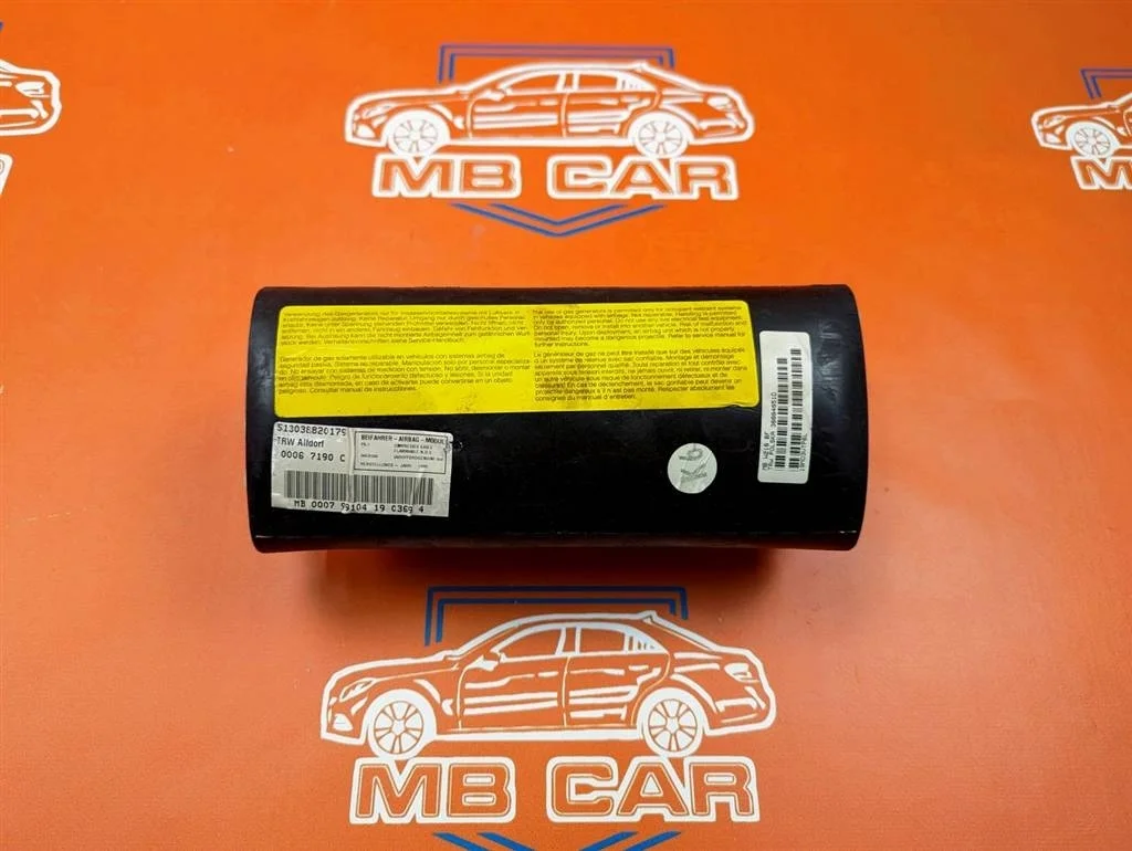 Подушка безопасности пасажирская Mercedes-Benz