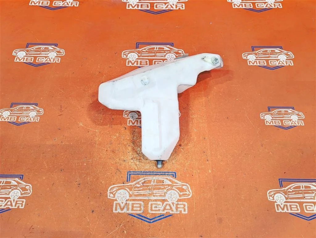 Бачок омывателя Mercedes-Benz