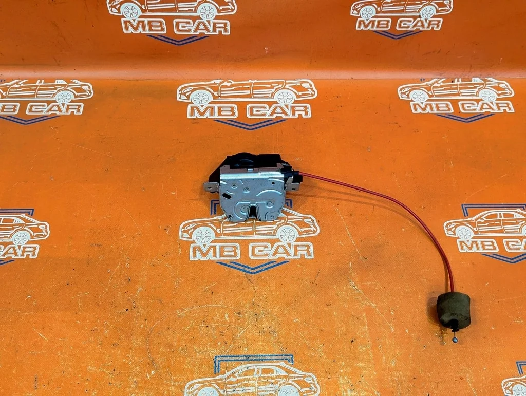 Замок багажника Mercedes-Benz