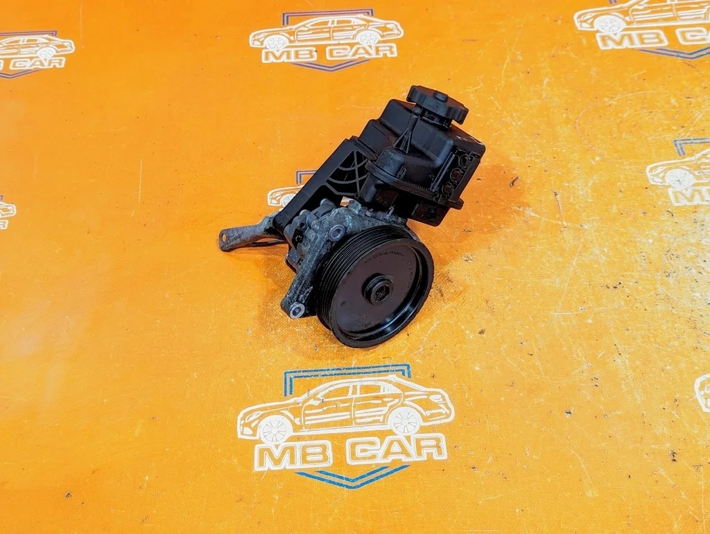 ГУР Mercedes-Benz