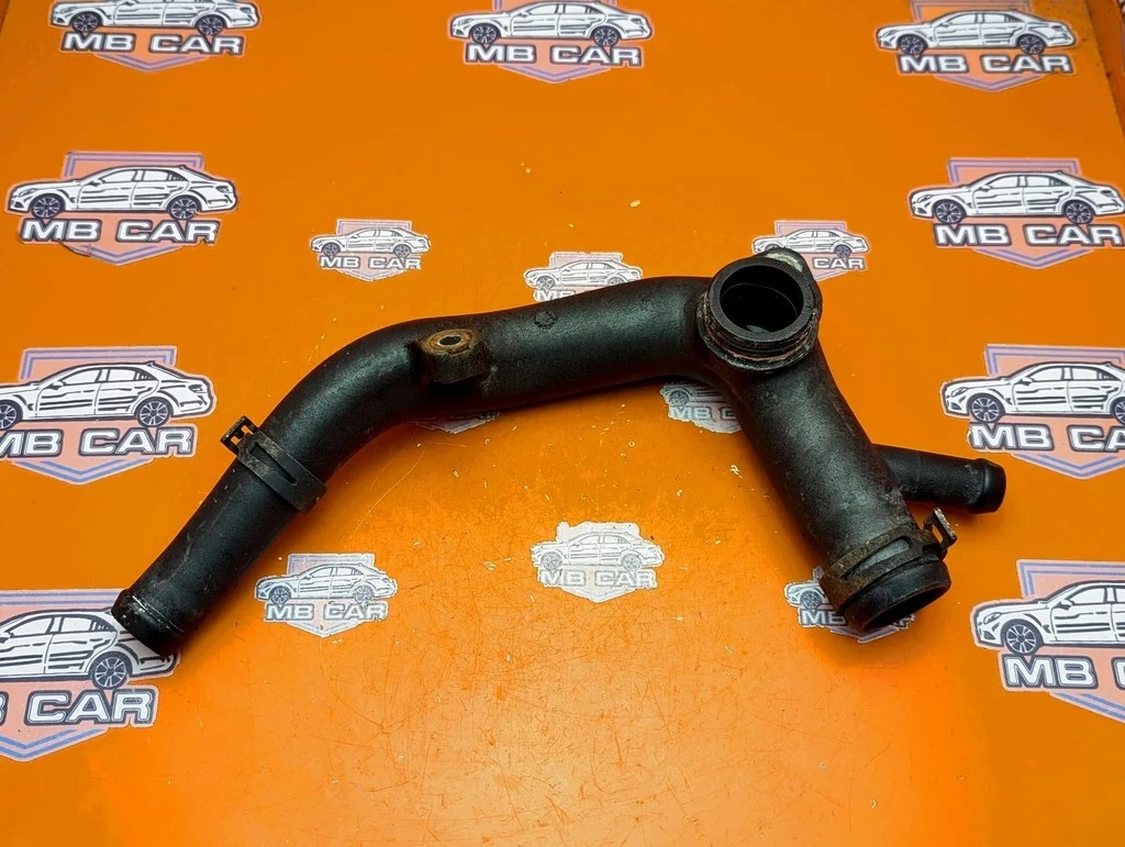 Трубка ОЖ Mercedes-Benz
