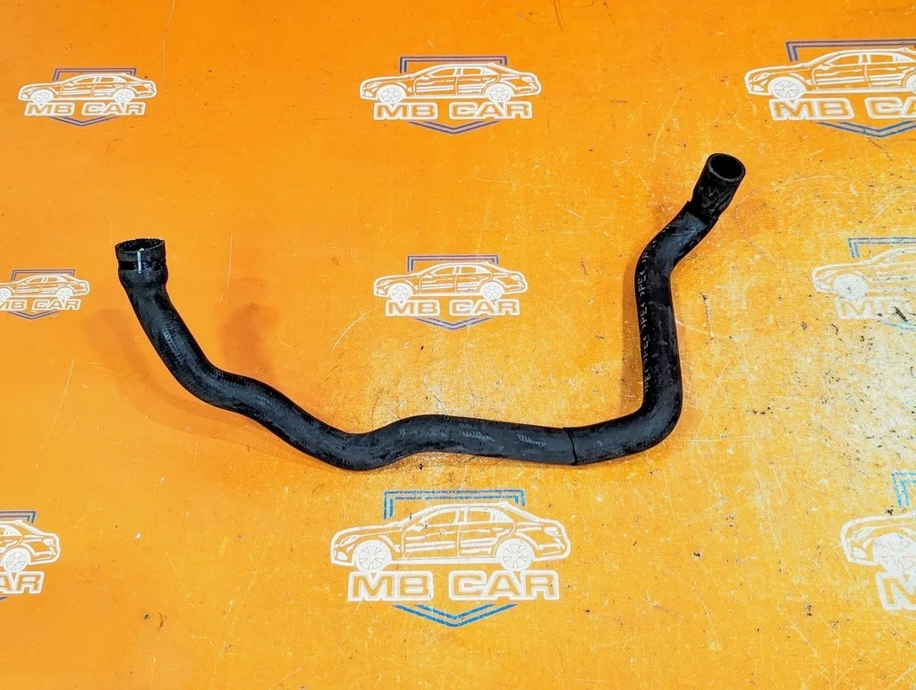 Патрубок радиатора Mercedes-Benz