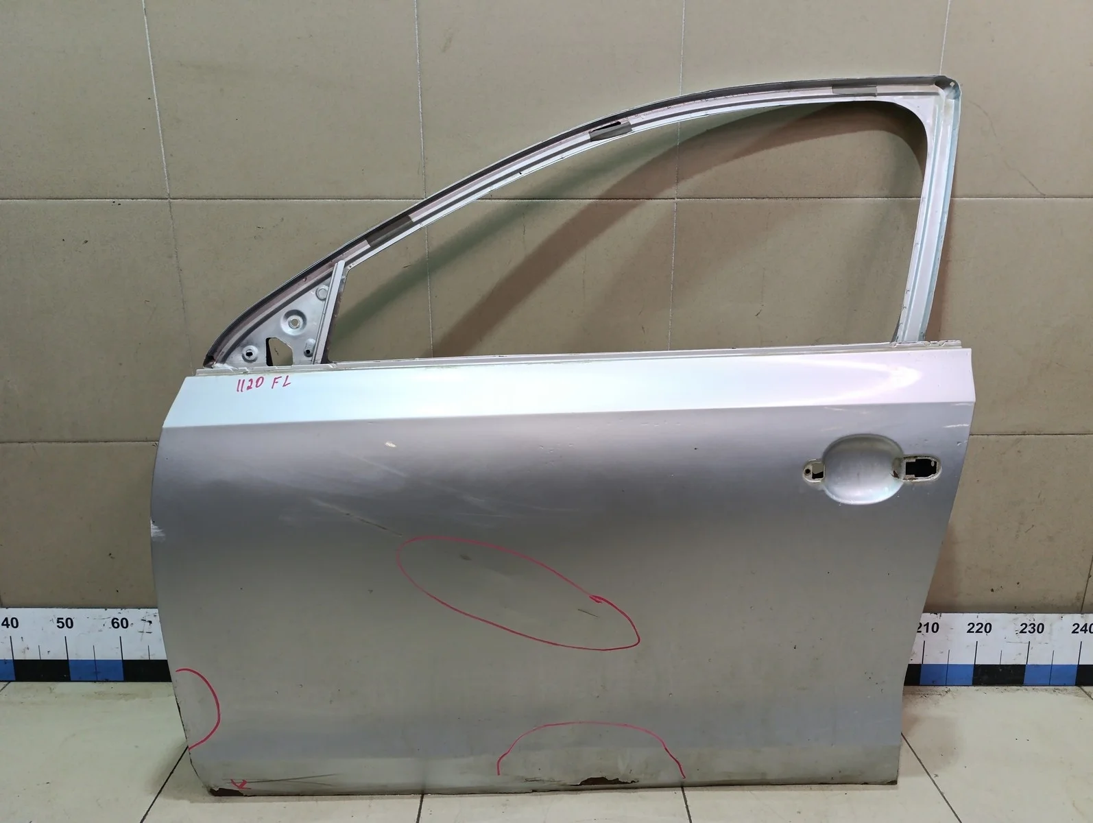 Дверь передняя левая Jetta 2011>