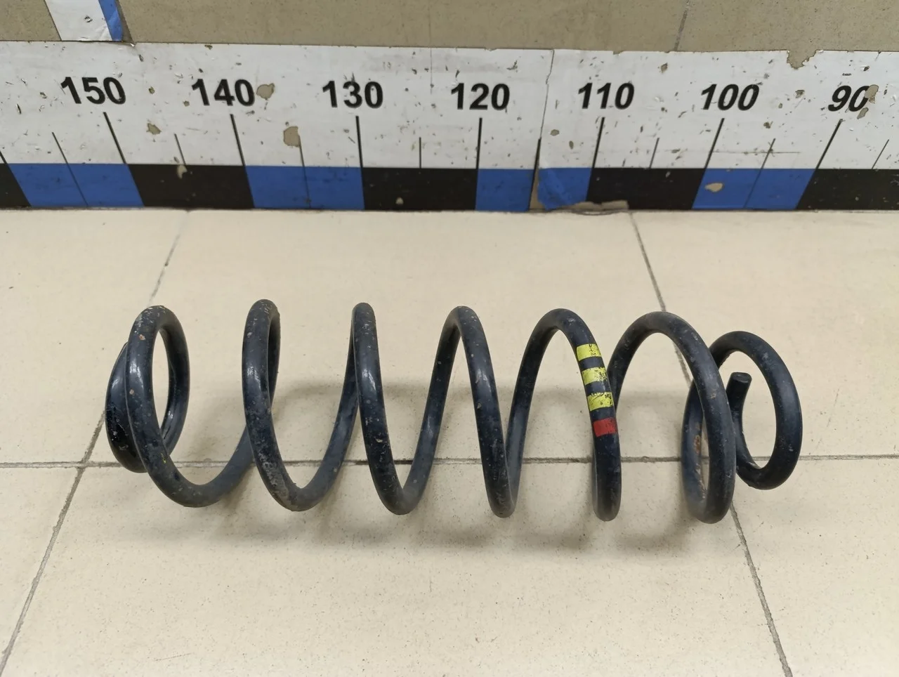 Пружина задняя Yeti 2009>