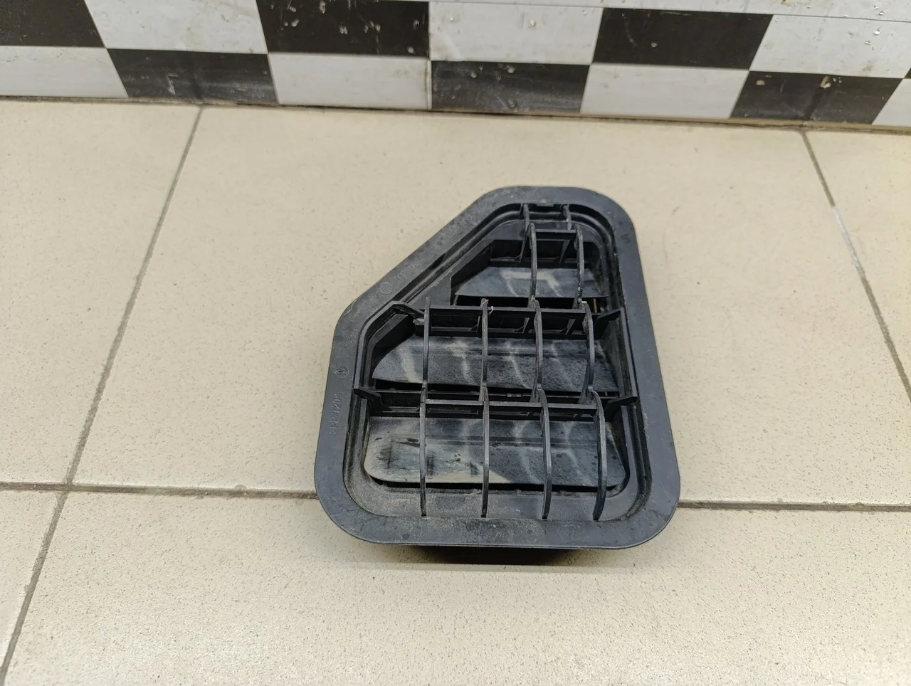 Решетка вентиляционная Tiguan 2011-2016