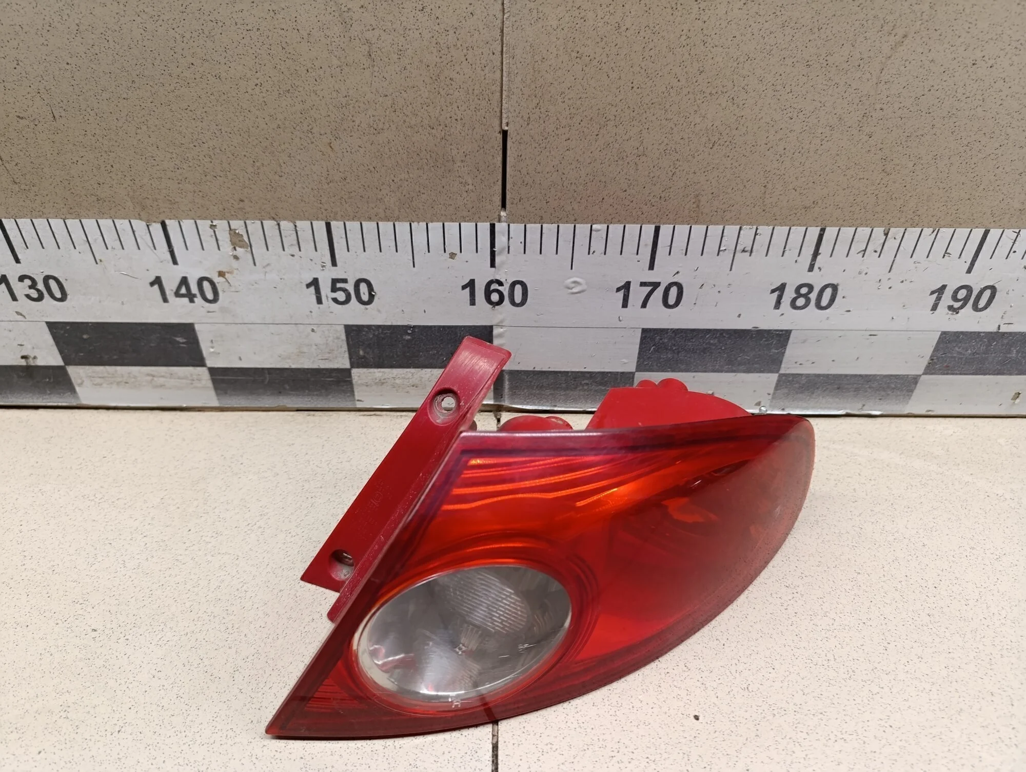 Фонарь задний наружный правый Lacetti 2003-2013