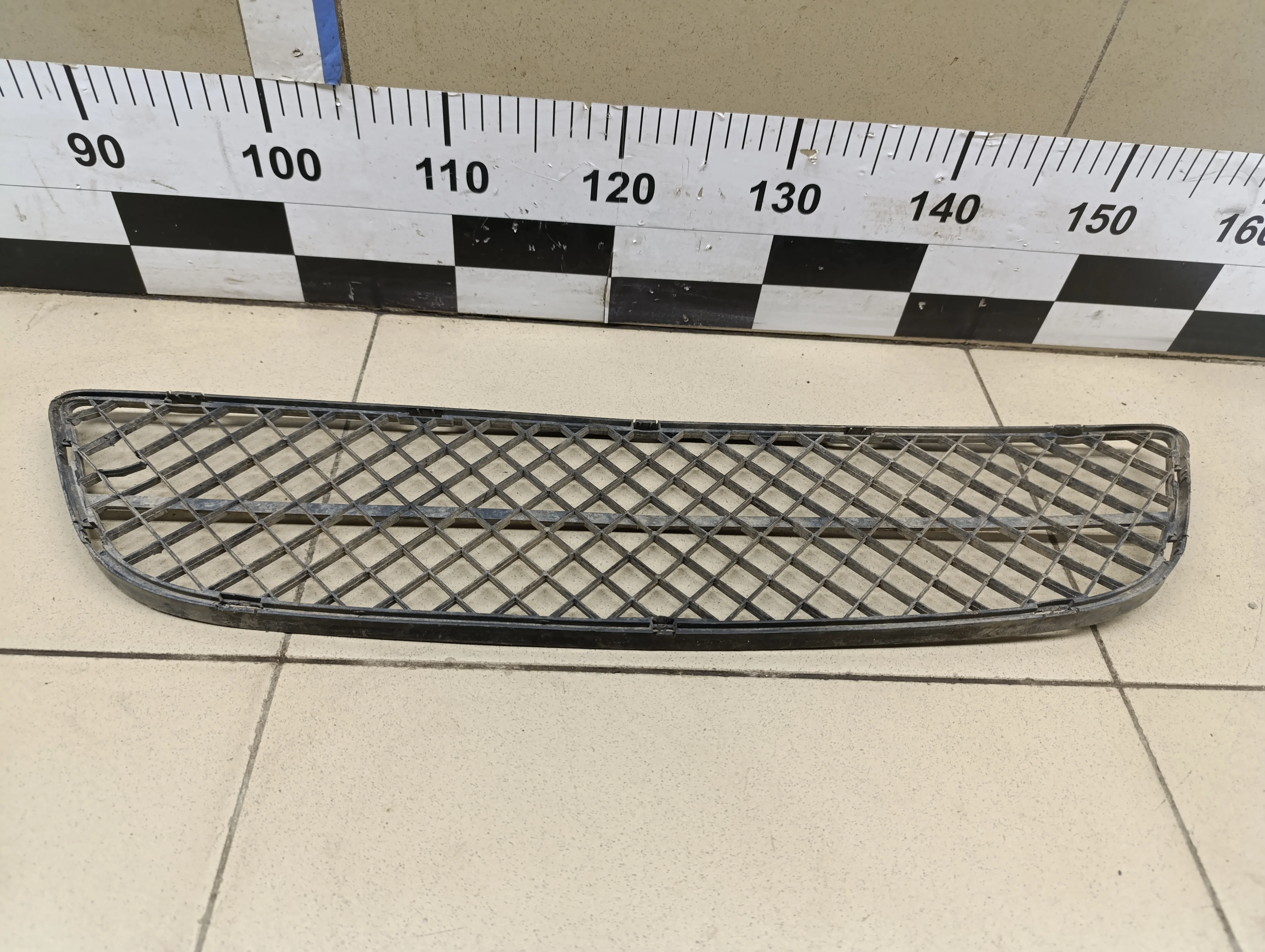 Решетка в бампер центральная Almera Classic (B10) 2006-2013