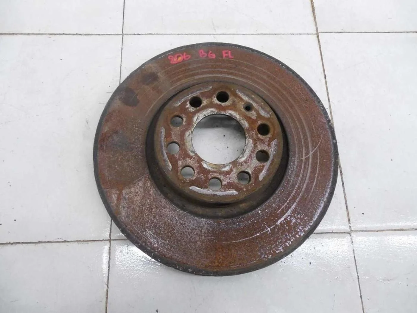 Диск тормозной передний вентилируемый Passat [B6] 2005-2010