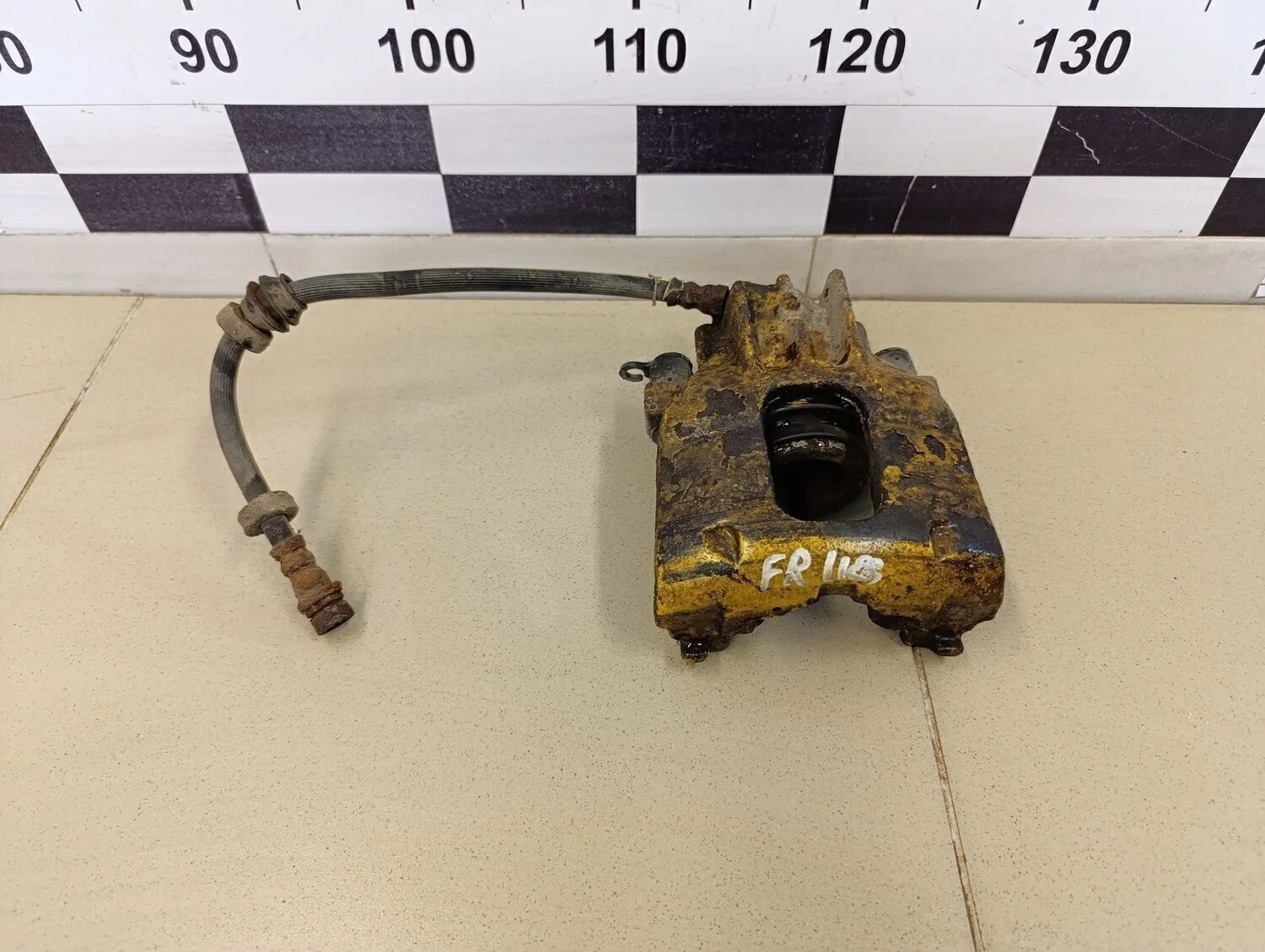 Суппорт передний правый Focus I 1998-2004