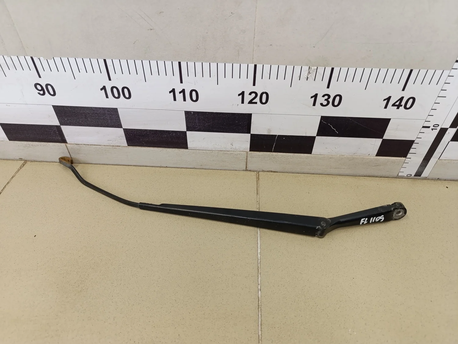 Поводок стеклоочистителя передний левый Focus I 1998-2004