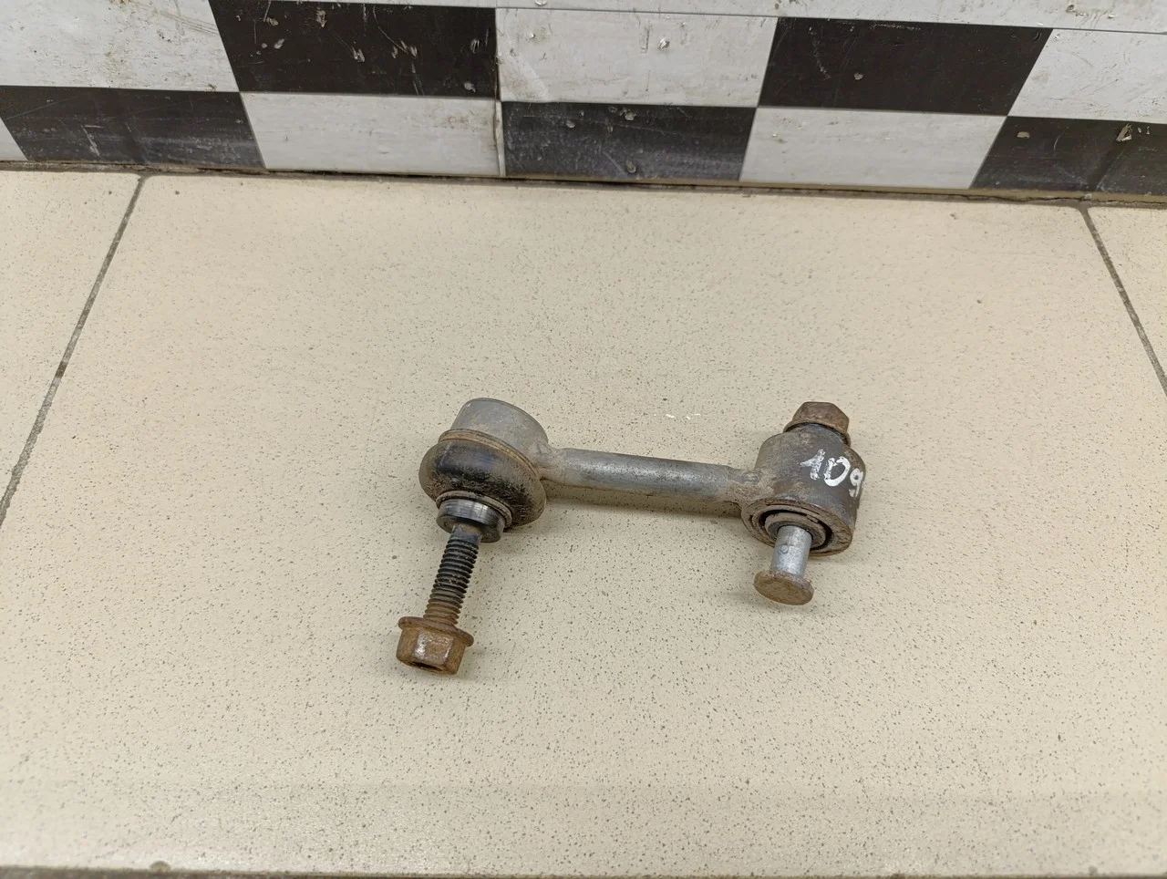 Стойка заднего стабилизатора Yeti 2009>