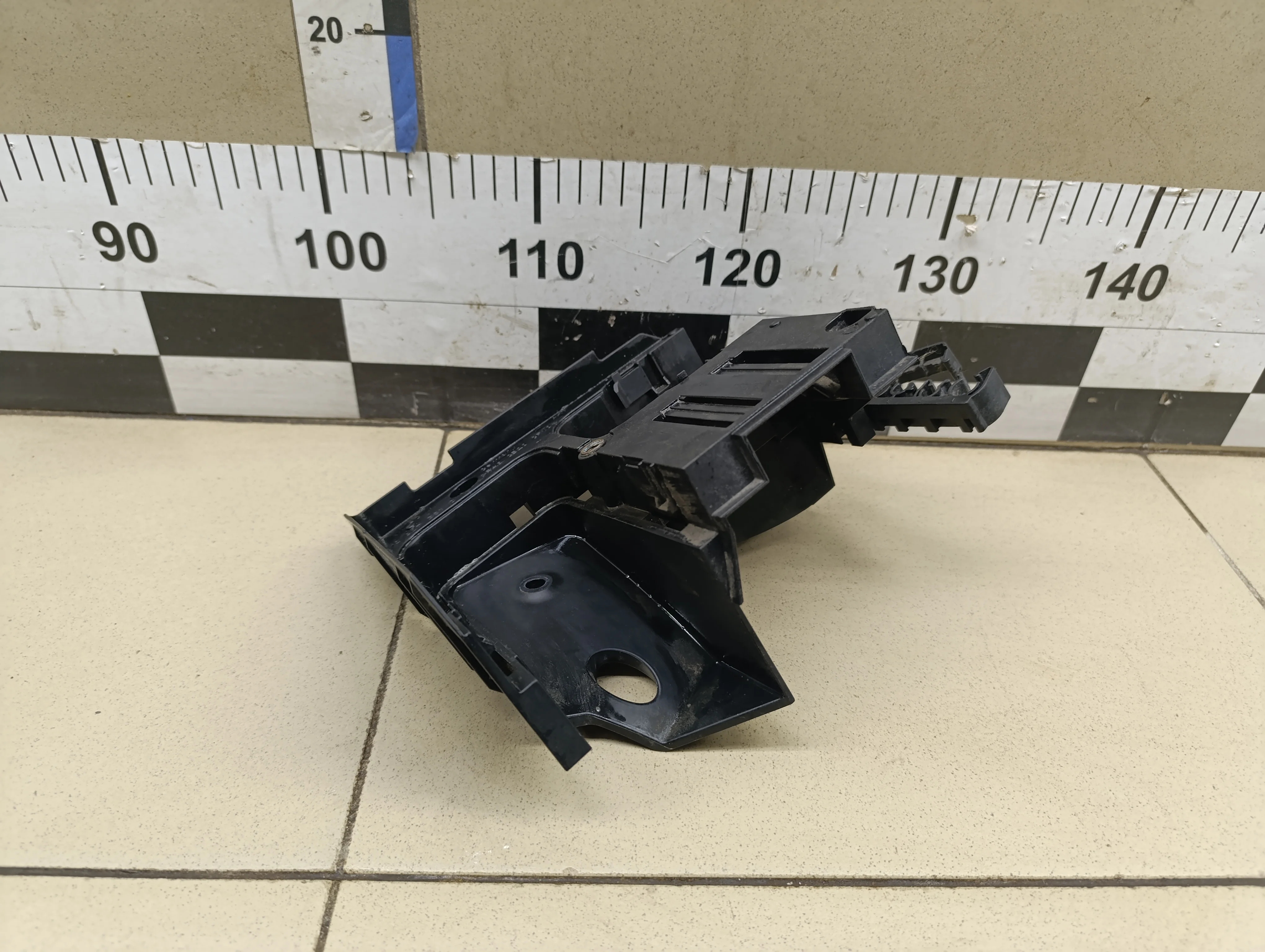 Кронштейн (сопут. товар) Golf V Plus 2005-2014