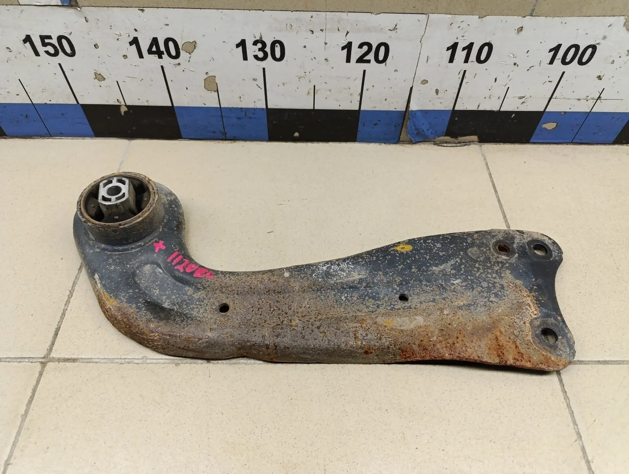 Рычаг задний продольный левый Tiguan 2007-2011