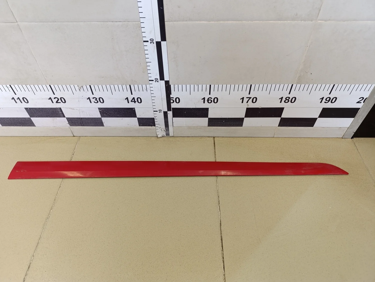 Молдинг передней правой двери Astra H / Family 2004-2015