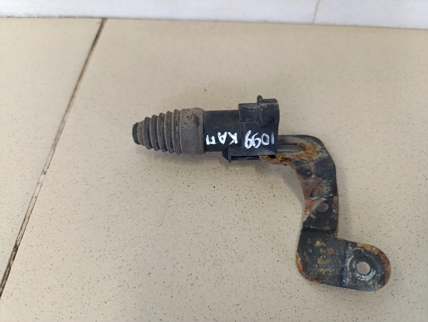 Выключатель концевой Astra H / Family 2004-2015