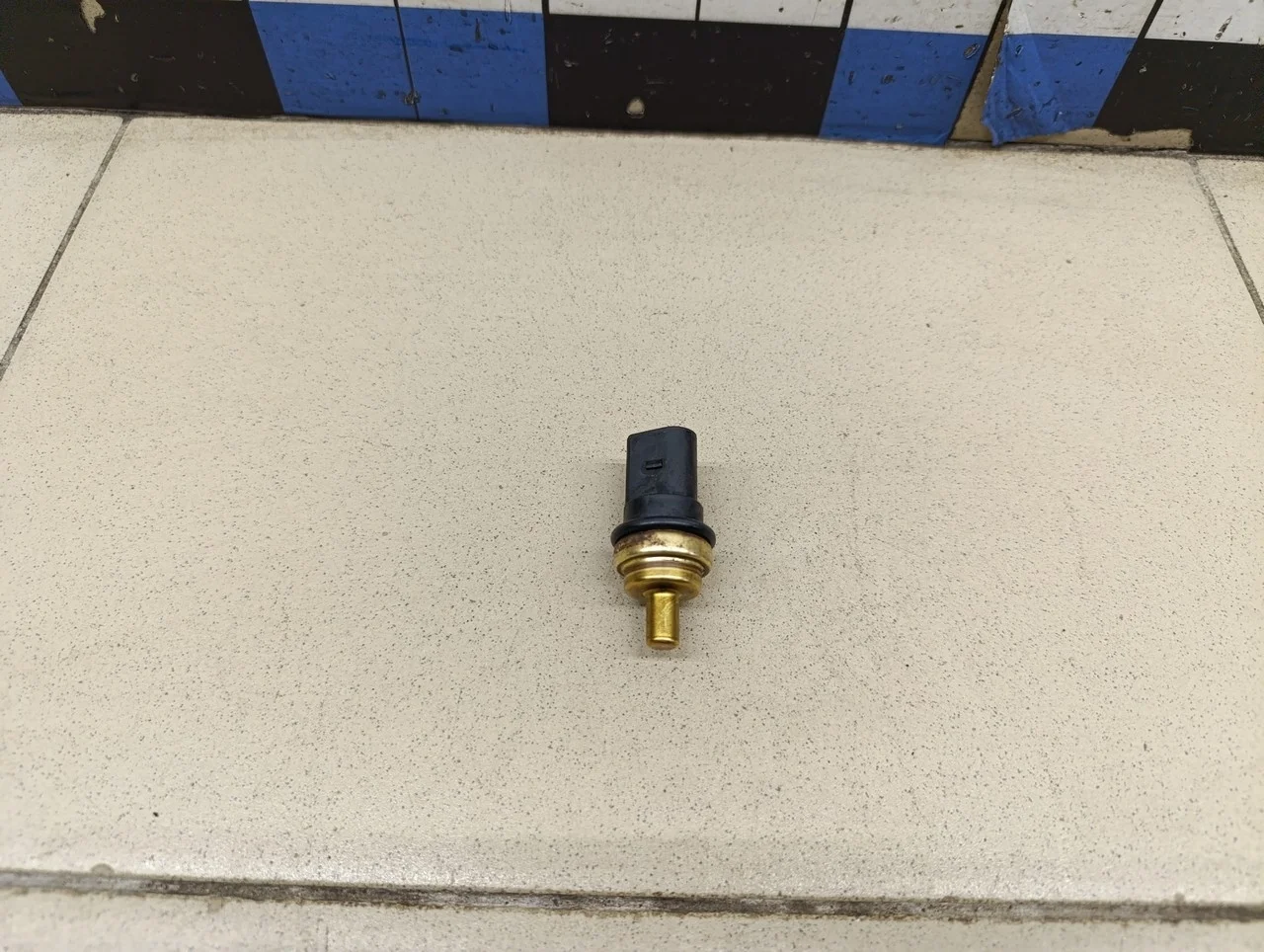 Датчик температуры A3 (8L1) 1996-2003