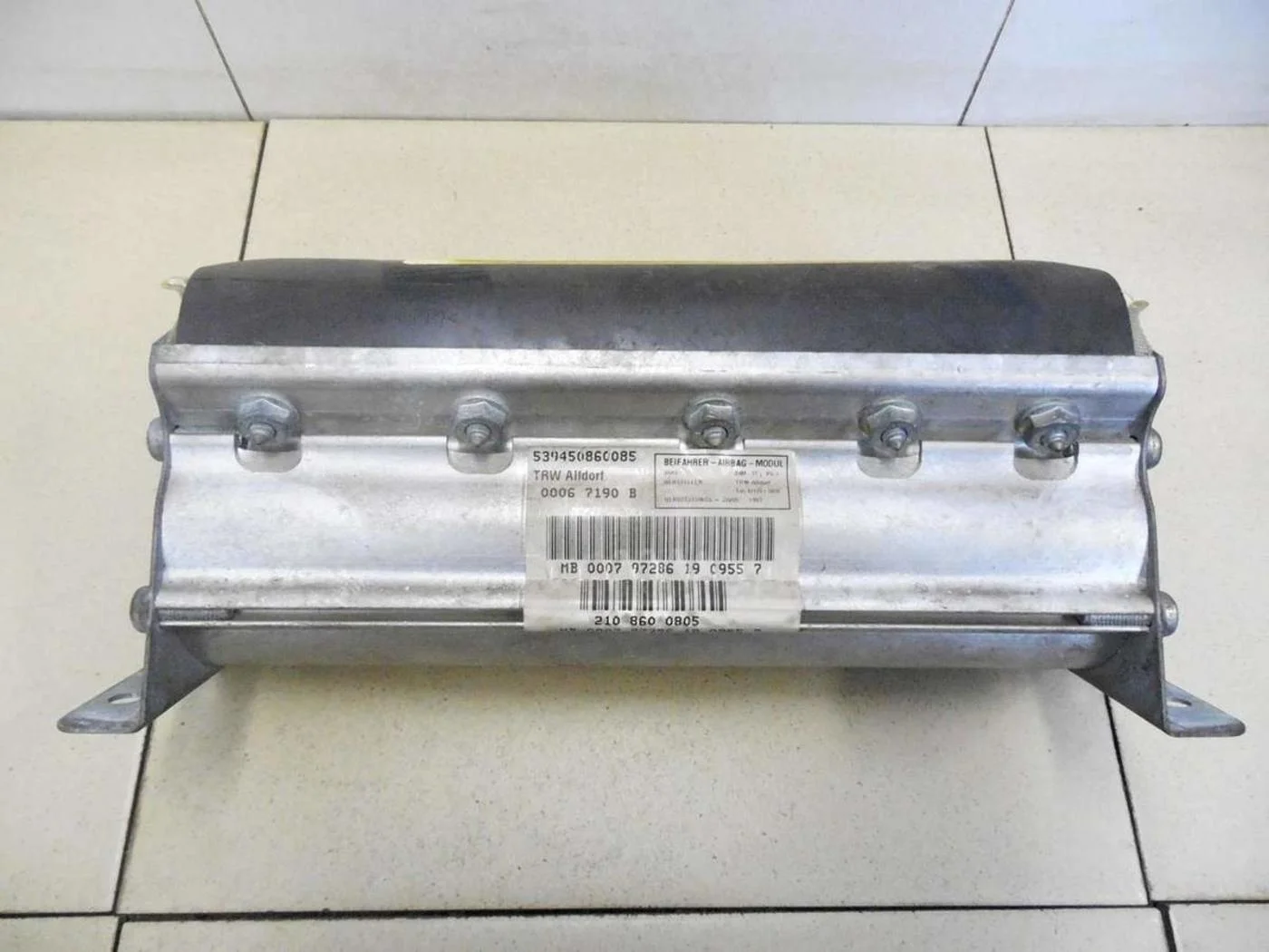 Подушка безопасности пассажирская (в торпедо) W210 E-Klasse 2000-2002