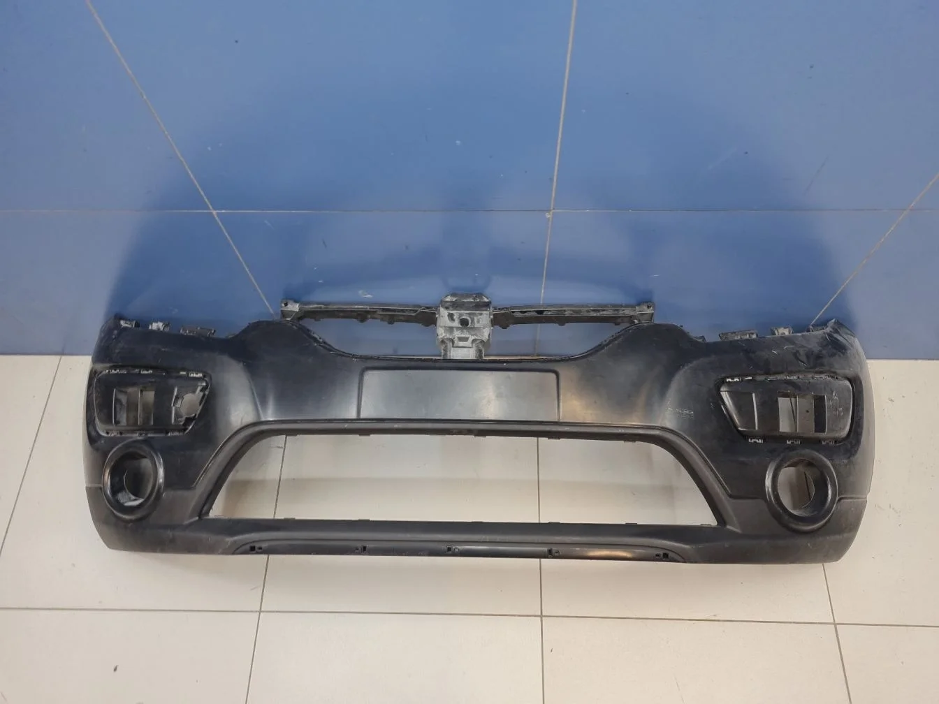 Бампер передний для Renault Sandero 2014-