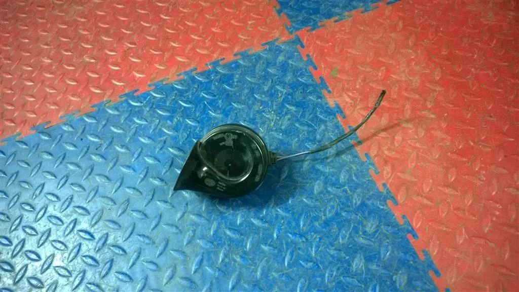 сигнал звуковой низкий BMW X5 E53  M54B30 231 лс 3.0i