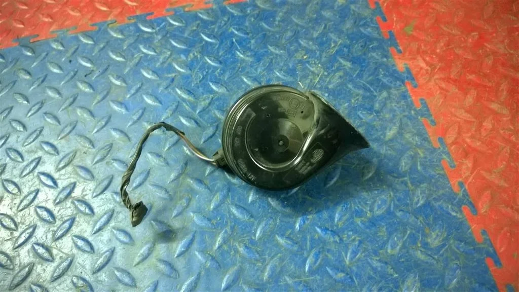 сигнал звуковой высокий BMW X5 E53  M54B30 231 лс 3.0i