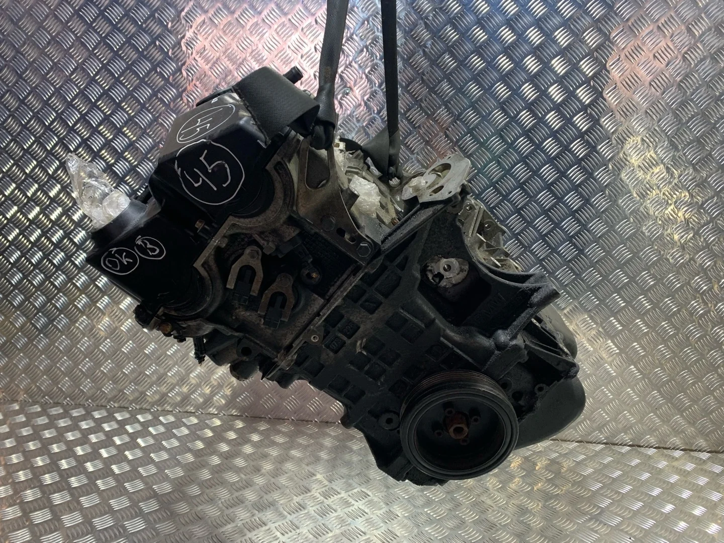 двигатель BMW 1 E87