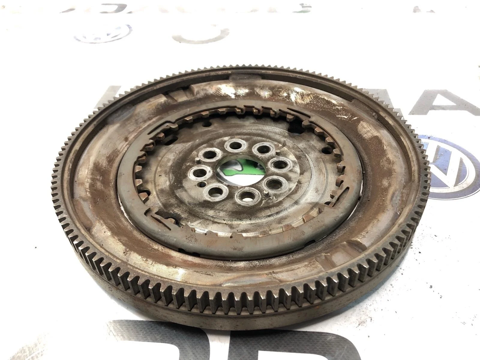 Двухмассовый маховик DSG7 Volkswagen Passat Cc 2012 06J105266S 1.8 CDAB