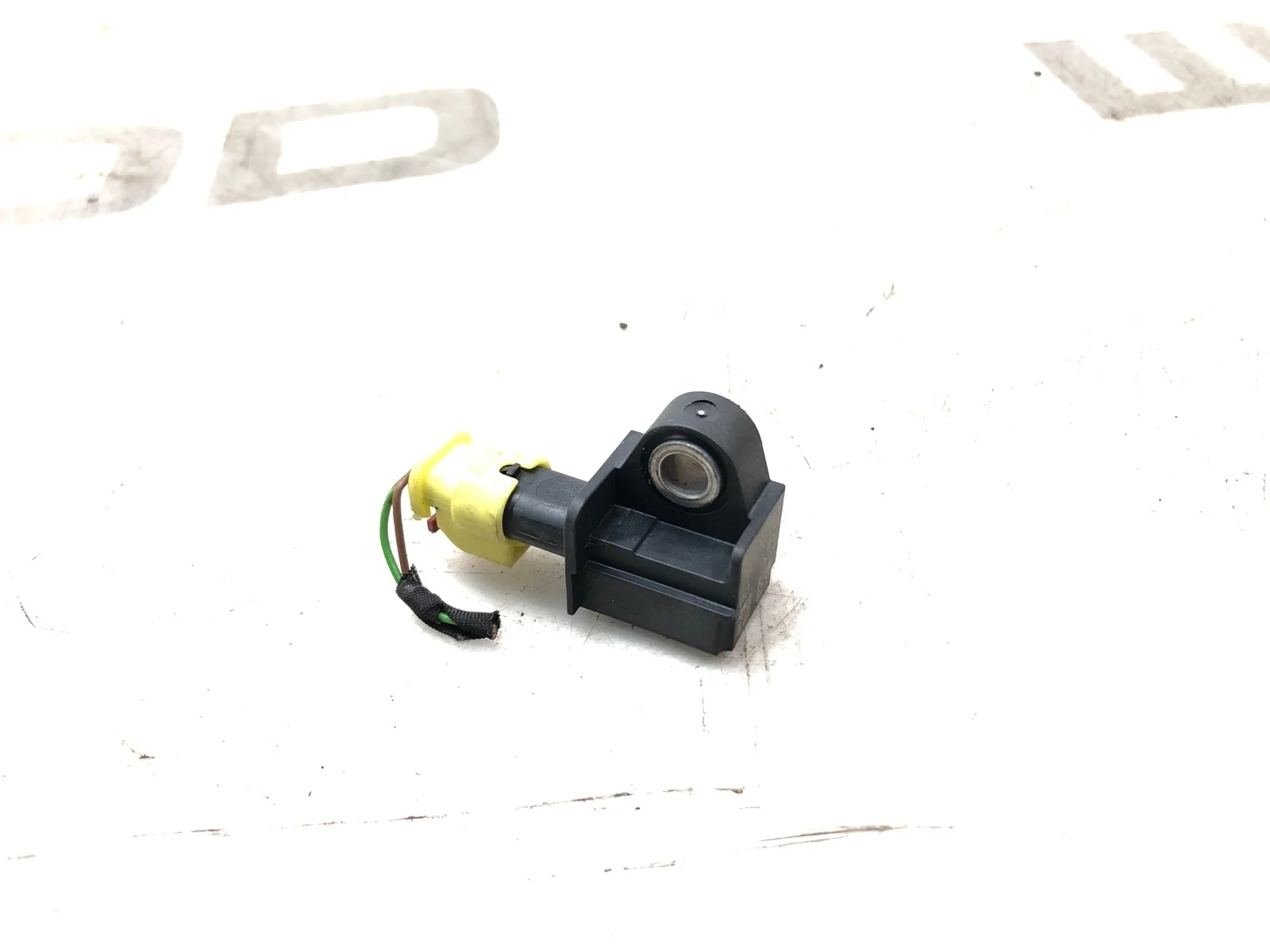 Датчик удара Skoda Superb 2016 5Q0959651 3 (3V) 2.0 CRLB