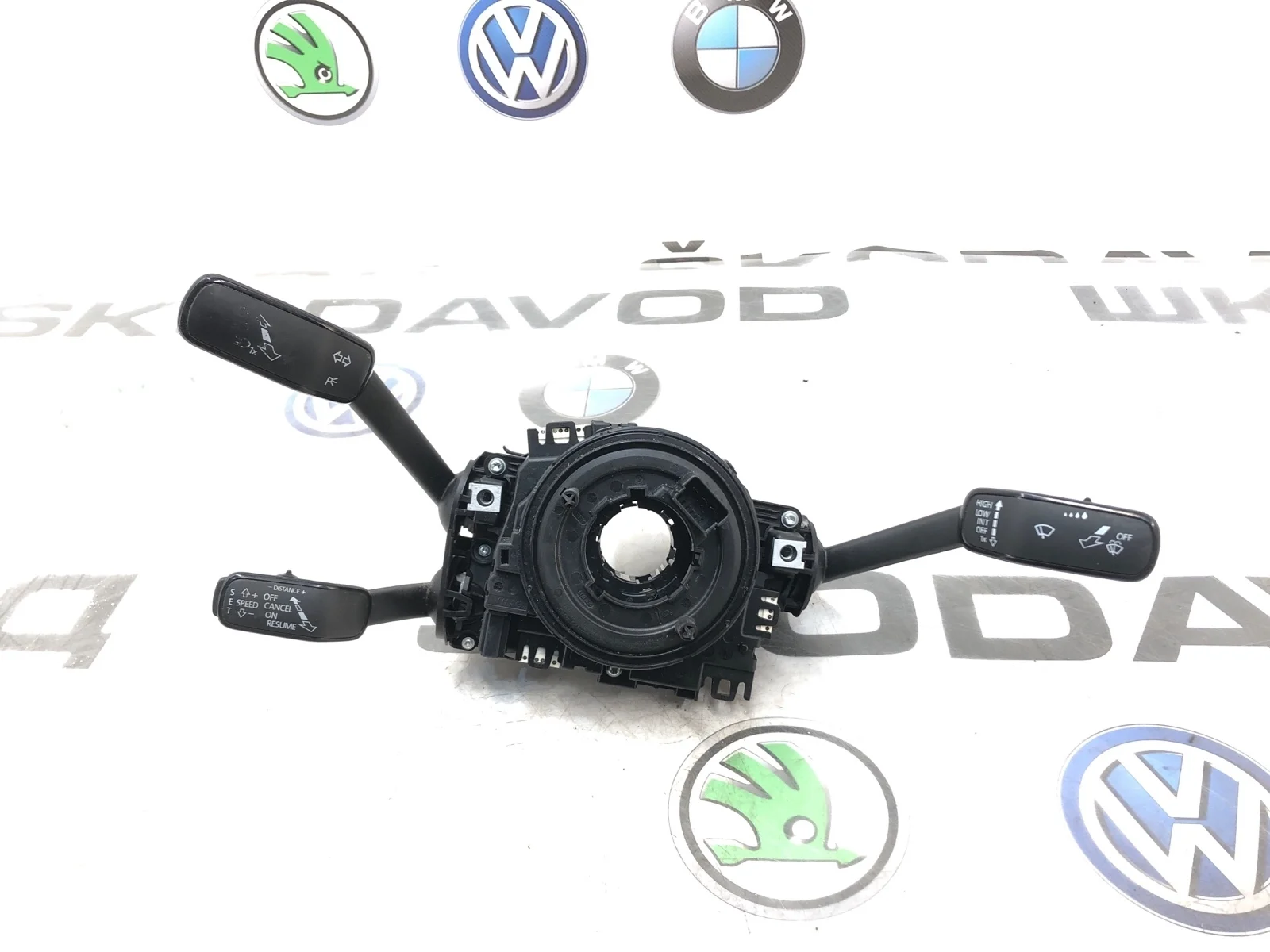 Подрулевой переключатель Skoda Superb 2016 5Q0953502AQIGI 3 (3V) 2.0 CRLB